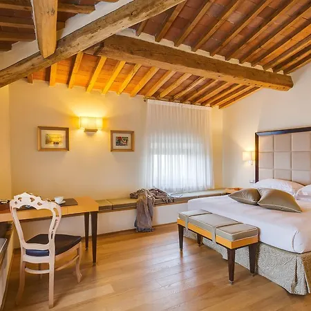 Farm stay Castello La Leccia